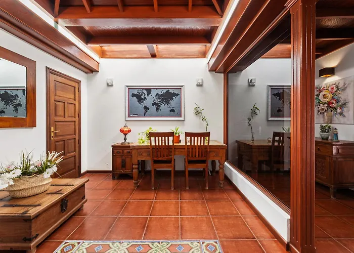 Casa Arima * بلايا بلانكا